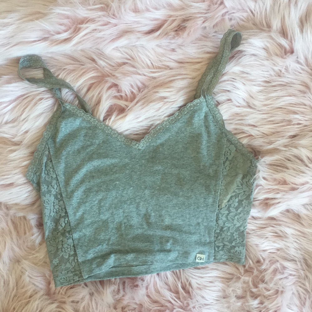 gilly hicks top